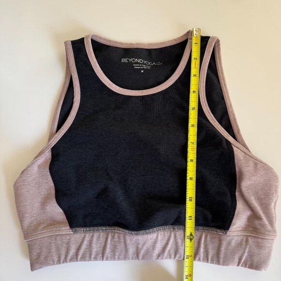 Beyond Yoga High-Neck Sports Bra Cropped Top Size Medium Gray Pink - Picture 5 of 5